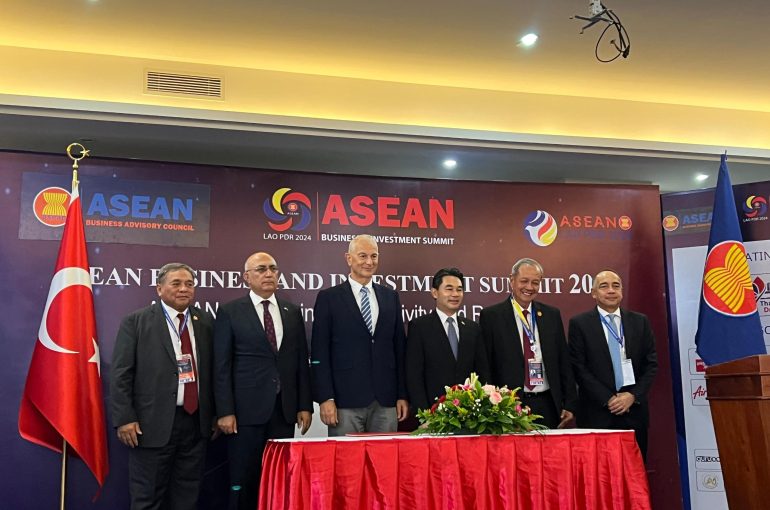 MOU Signing of ASEAN-BAC with the Foreign Economic Relations Board of Turkey