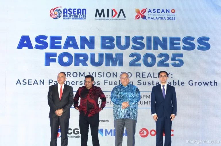 Asean private market association set to launch by year end, says Nazir Razak