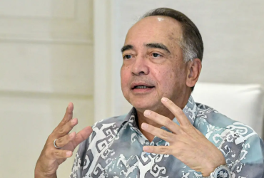 Overreliance on US risky, focus on intra-Asean trade: Nazir Razak