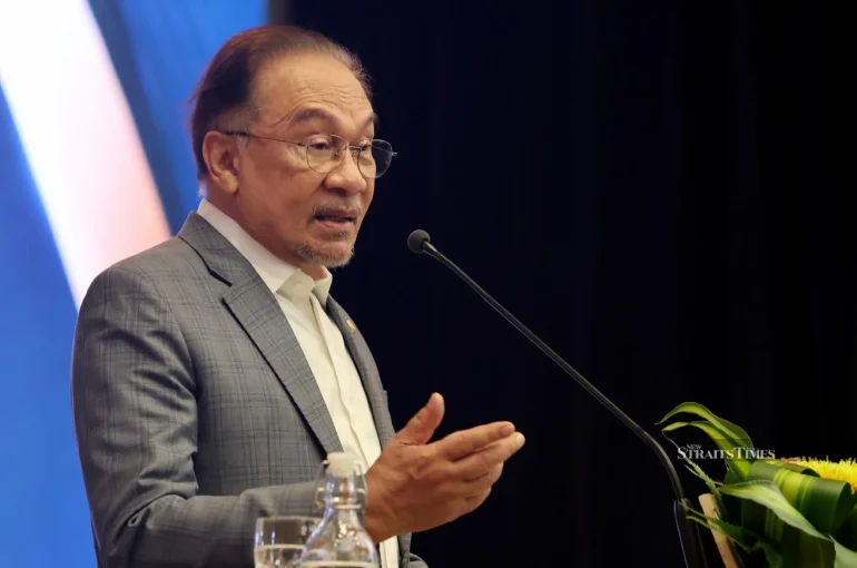 PM pushes for Asean solidarity in challenging times