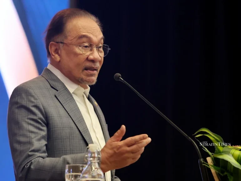 PM pushes for Asean solidarity in challenging times