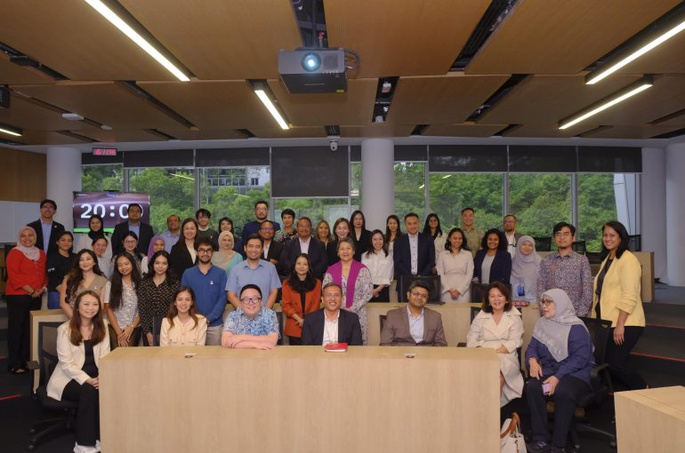 Generations Together: Bridging Gaps, Challenging Stereotypes